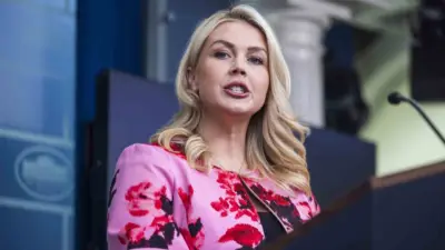 ABD Başkanı Donald Trump, Beyaz Saray Sözcüsü Karoline Leavitt’in ay