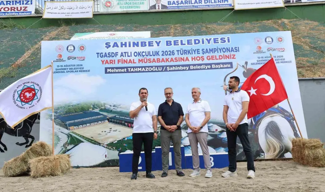 AK Parti Gaziantep Milletvekili Bünyamin Bozgeyik, kentin dört bir yanında