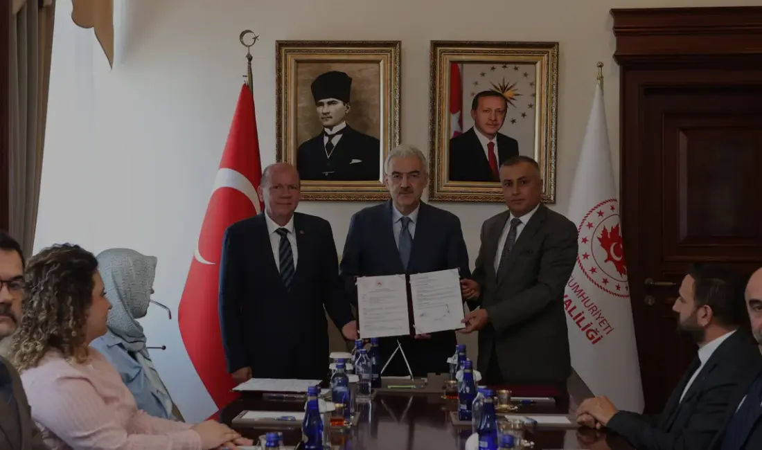 Bursa Ticaret Borsası, mülkiyetindeki okul binasını Millî Eğitim Bakanlığına devretti.