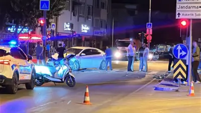 Bursa’nın İnegöl ilçesinde meydana gelen kazada 2 otomobil çarpıştı: 9