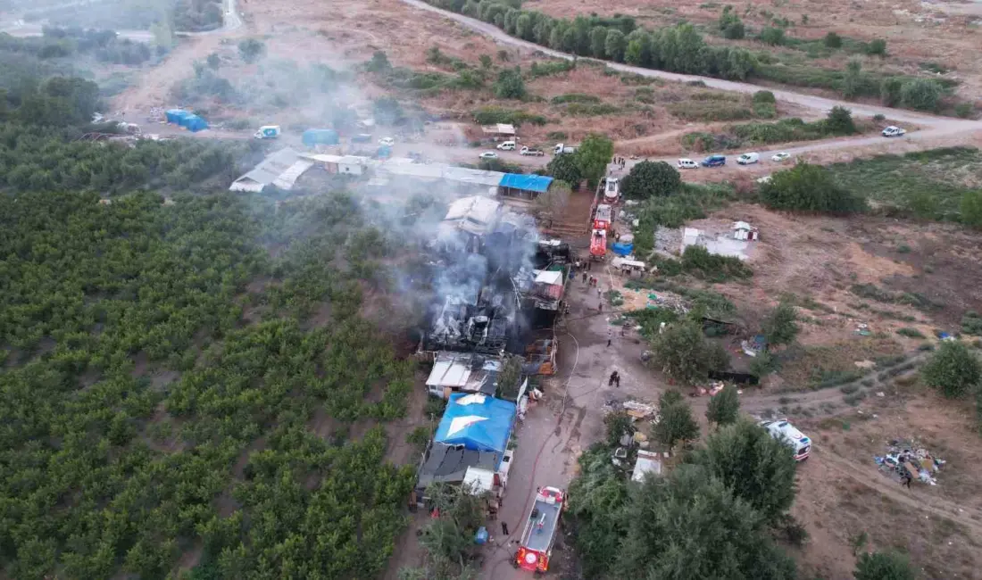 Bursa’da bir çiftlikte çıkan yangın, itfaiye ekiplerinin yaklaşık 1 saat