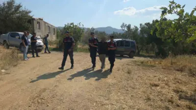 Bursa’da çalıntı olduğu ileri sürülen bir aracı fark eden polis