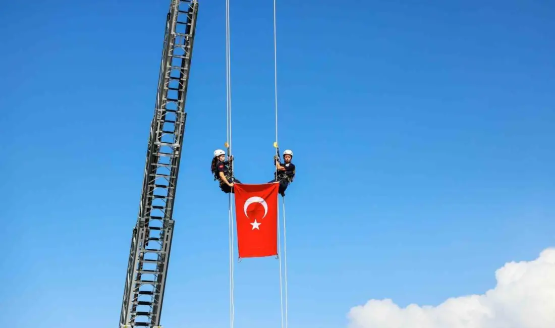 Bursa’da 17 Ağustos Marmara Depremi’nin 27’nci yıl dönümünde düzenlenen programda,