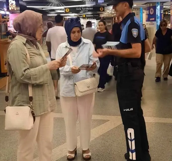 Bursa’da polis ekipleri, vatandaşların güvenlik bilincini artırmak ve suçların önlenmesine