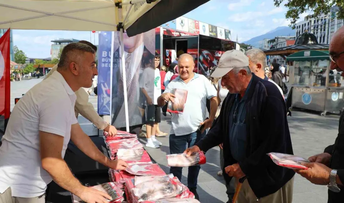 Bursa Büyükşehir Belediyesi, 30 Ağustos Zafer Haftası kapsamında kentin farklı