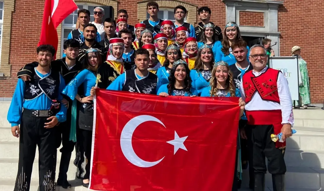 Bursa Uludağ Üniversitesi (BUÜ) Halk Oyunları Topluluğu, Belçika’da düzenlenen Uluslararası