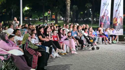Bursa Büyükşehir Belediyesi tarafından düzenlenen ‘Kültürpark Yeşilçam Sinema Akşamları’, Türk