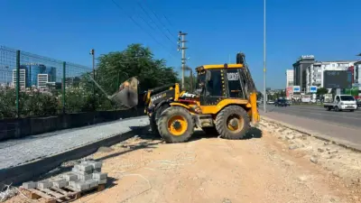 Bursa Büyükşehir Belediyesi, Nilüfer ilçesi Liman Caddesi’nde yağmur suyu ve