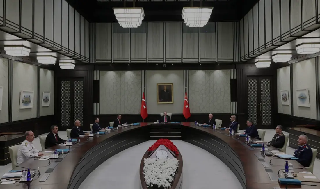 Cumhurbaşkanı Erdoğan başkanlığında toplanan Yüksek Askerî Şûra, devletin zirvesini ve