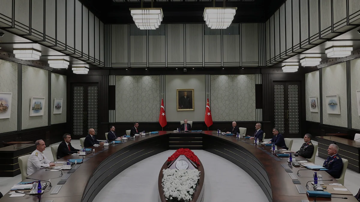 Cumhurbaşkanı Erdoğan başkanlığında toplanan Yüksek Askerî Şûra, devletin zirvesini ve