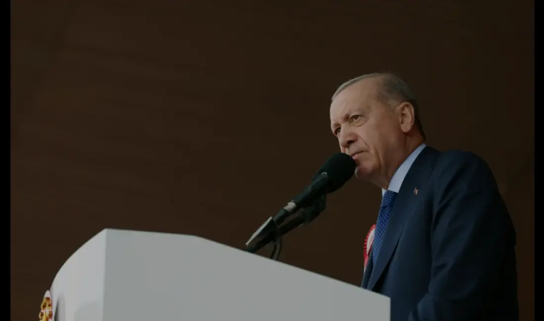 Cumhurbaşkanı Erdoğan, MSÜ mezuniyet töreninde 1276 teğmenin mezuniyetini kutladı ve