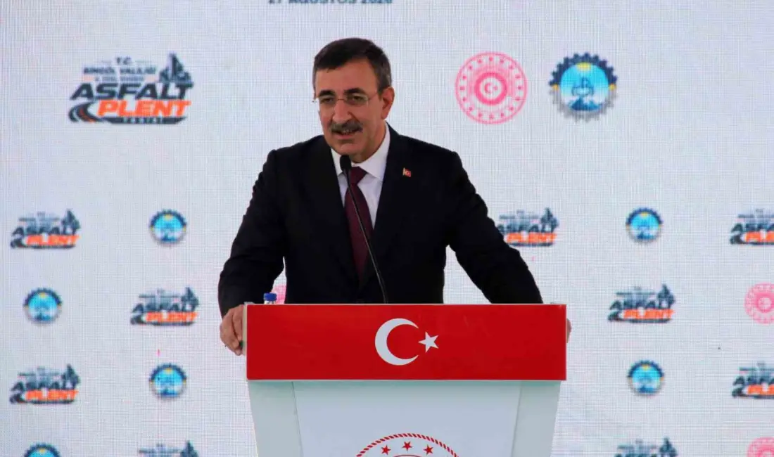 Cumhurbaşkanı Yardımcısı Cevdet Yılmaz, “Cumhurbaşkanımız Recep Tayyip Erdoğan’ın liderliğinde yürüttüğümüz