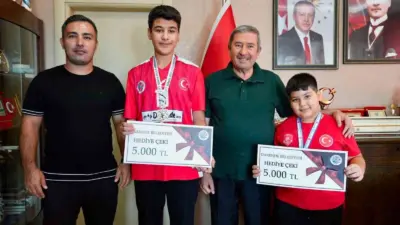 Darende Belediye Başkanı Alican Bozkurt, ilçeyi spor alanında başarıyla temsil