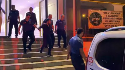 Bursa’nın İnegöl ilçesinde bir düğün salonunda iki grup arasında çıkan