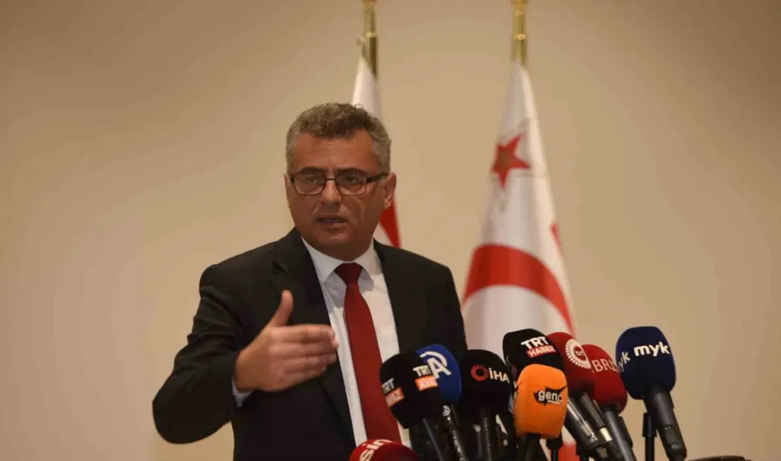 Kuzey Kıbrıs Türk Cumhuriyeti (KKTC) Cumhurbaşkanı Tufan Erhürman, İspanyol futbol