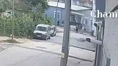 Bursa’nın İnegöl ilçesinde ev sahibi ile kiracısı arasında çıkan kavga