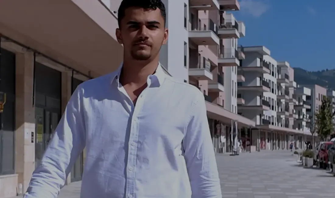 Hatay'da depremin izleri siliniyor. TOKİ ve Emlak Konut GYO iş