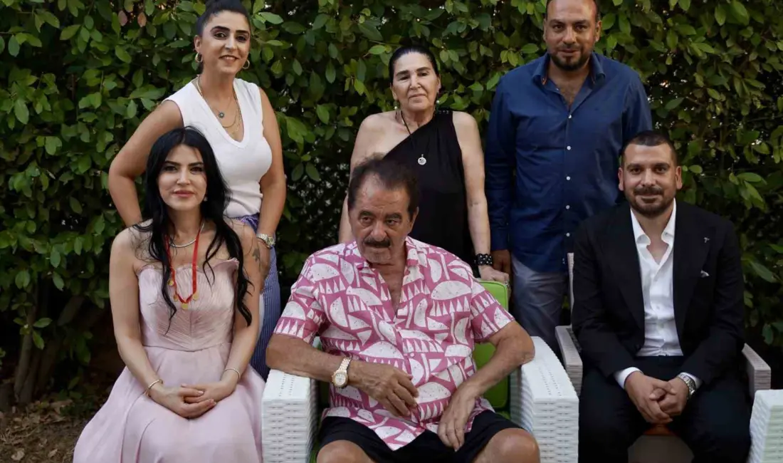 Ünlü sanatçı İbrahim Tatlıses, Bodrum’daki evinde manevi kızı Didem Carus