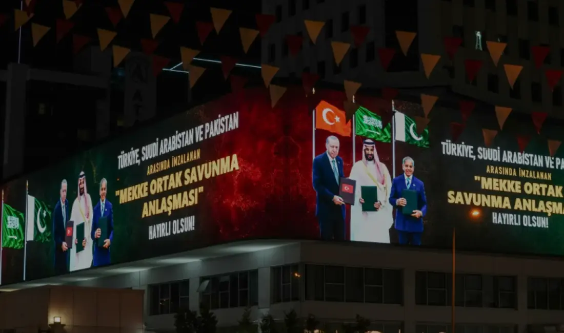 İletişim Başkanlığı, Mekke Ortak Savunma Anlaşması'nın mesajlarını Ankara ve İstanbul'un
