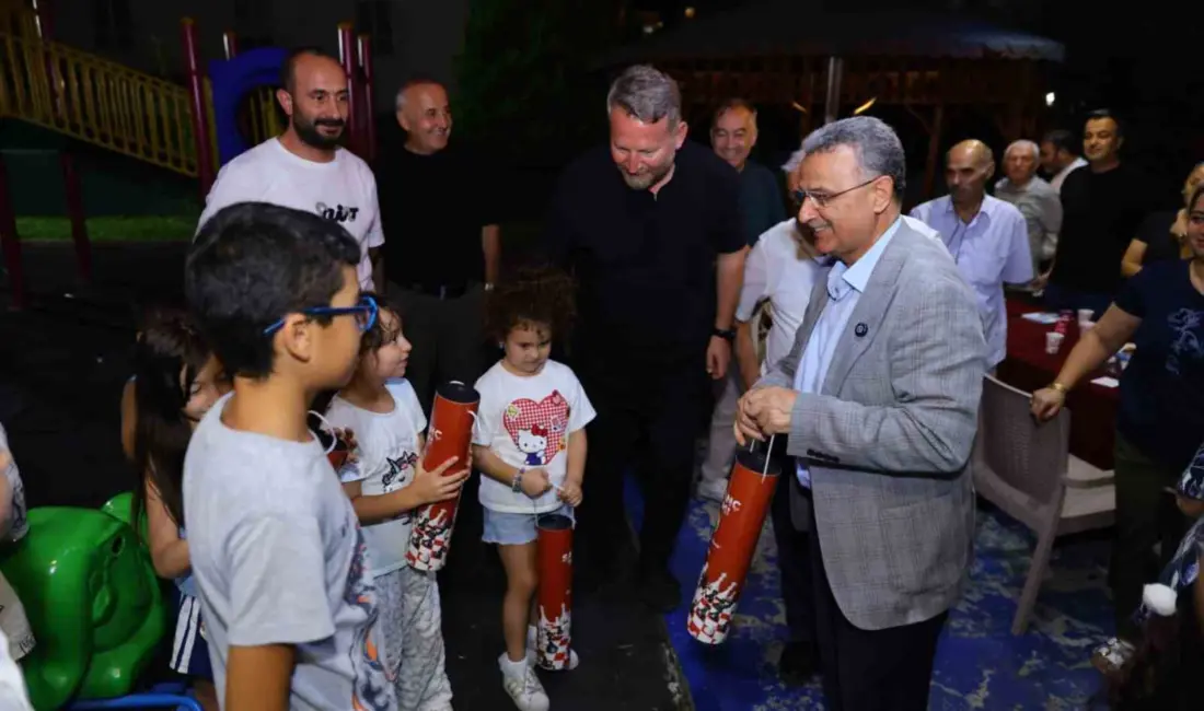 SAMSUN (İHA) – Samsun’un İlkadım Belediye Başkanı İhsan Kurnaz, vatandaşlarla