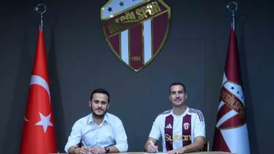 İnegölspor, kariyerinde Bursaspor, Fenerbahçe, Kasımpaşa ve Kocaelispor gibi önemli kulüplerde