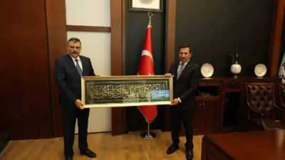 Konya’daki temasları kapsamında Konya’nın merkez Karatay Belediyesi’ni ziyaret eden İçişleri