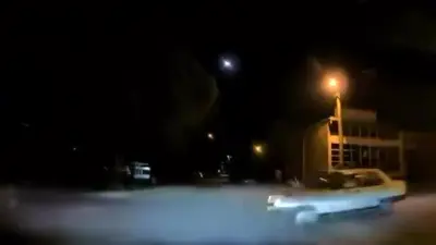 Bursa’da ara yoldan kontrolsüz çıkan otomobil, ana yolda seyir halinde