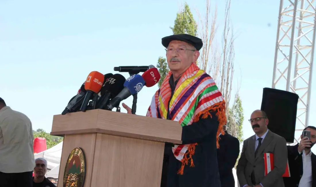 CHP Genel Başkanı Kemal Kılıçdaroğlu, Mersin’in Toroslar ilçesinde düzenlenen 2.