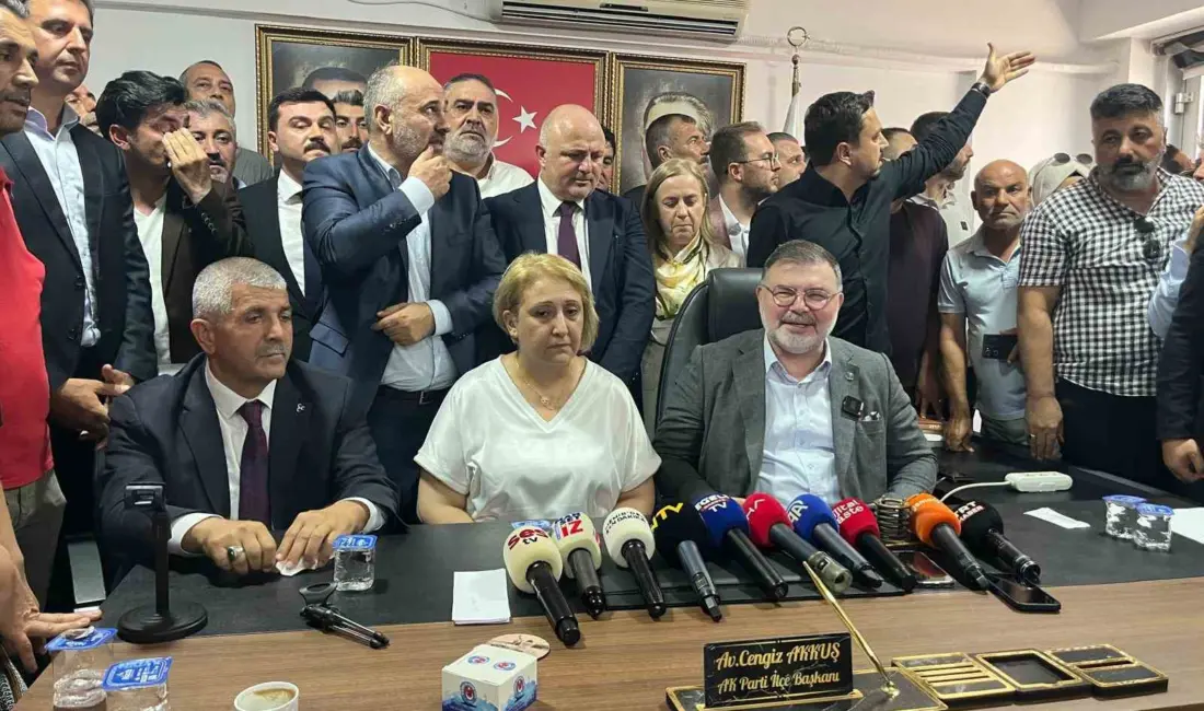 Tutuklanan Menderes Belediye Başkanı İlkay Çiçek’in İçişleri Bakanlığı tarafından görevden