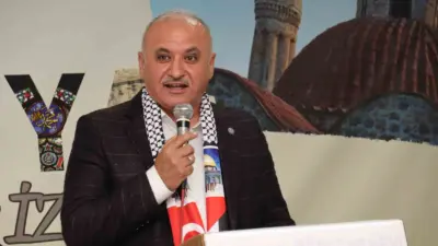 Memur-Sen Antalya Temsilcisi ve Eğitim-Bir-Sen Antalya Şube Başkanı Eyüp Bülent