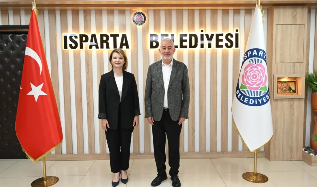 Moldova Gagavuz Milletvekili Ivanna Köksal, Isparta Belediye Başkanı Şükrü Başdeğirmen’i