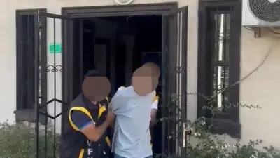 Bursa’da polis ekiplerinin aranan şahıslara yönelik gerçekleştirdiği operasyonlarda, haklarında kesinleşmiş
