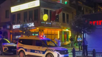 Bursa’nın Osmangazi ilçesinde bulunan Arapşükrü Sokağı’nda çıkan kavgada ortalık bir
