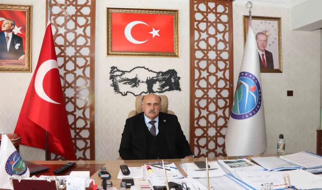Şenkaya Belediye Başkanı Görbil Özcan, Cumhuriyet Halk Partisi’nden istifa ettiğini
