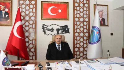 Şenkaya Belediye Başkanı Görbil Özcan, Cumhuriyet Halk Partisi’nden istifa ettiğini