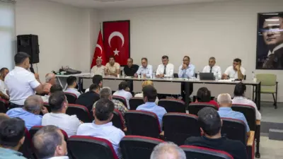 Mersin Büyükşehir Belediyesi tarafından Silifke’de düzenlenen toplantıda 81 mahalle muhtarı