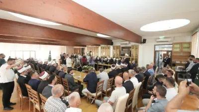Sırbistan’da yaşadıkları anlaşmazlıklar nedeniyle yaklaşık 20 yıl ayrı faaliyet gösteren
