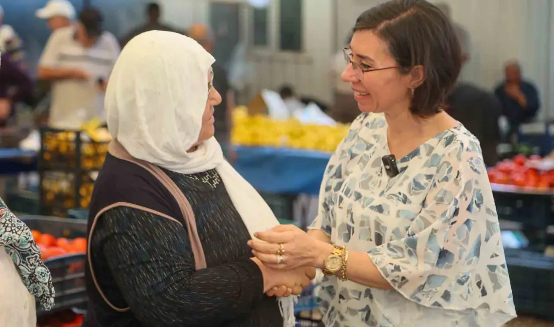 Uşak Belediye Başkan Vekili Hatice Terekeci Özkan, Şekerevleri Pazarı’nı ziyaret