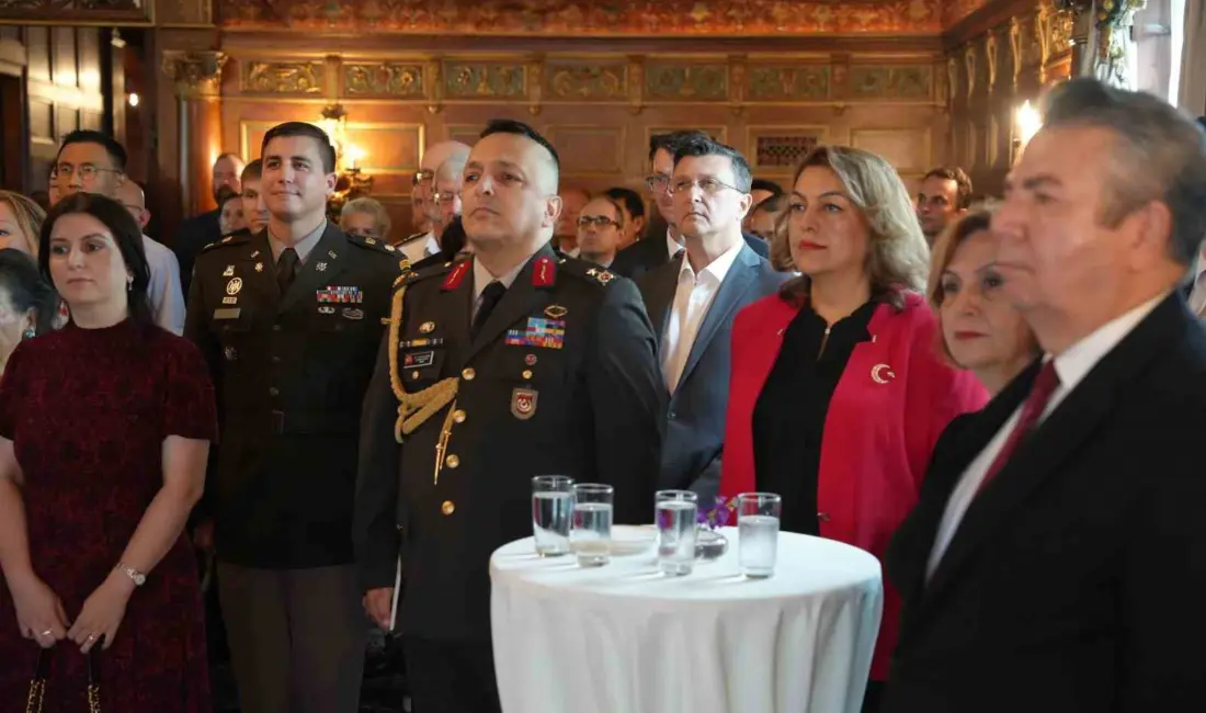 Türkiye’nin ABD Büyükelçisi Sedat Önal, Türkiye’nin Washington Büyükelçiliği konutunda 30