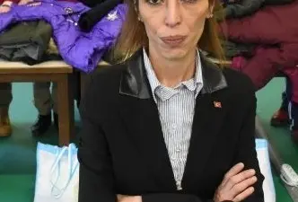 Bursa’nın Gemlik ilçesinde öğretmenliği kadar yardımsever kişiliğiyle de tanınan, özellikle