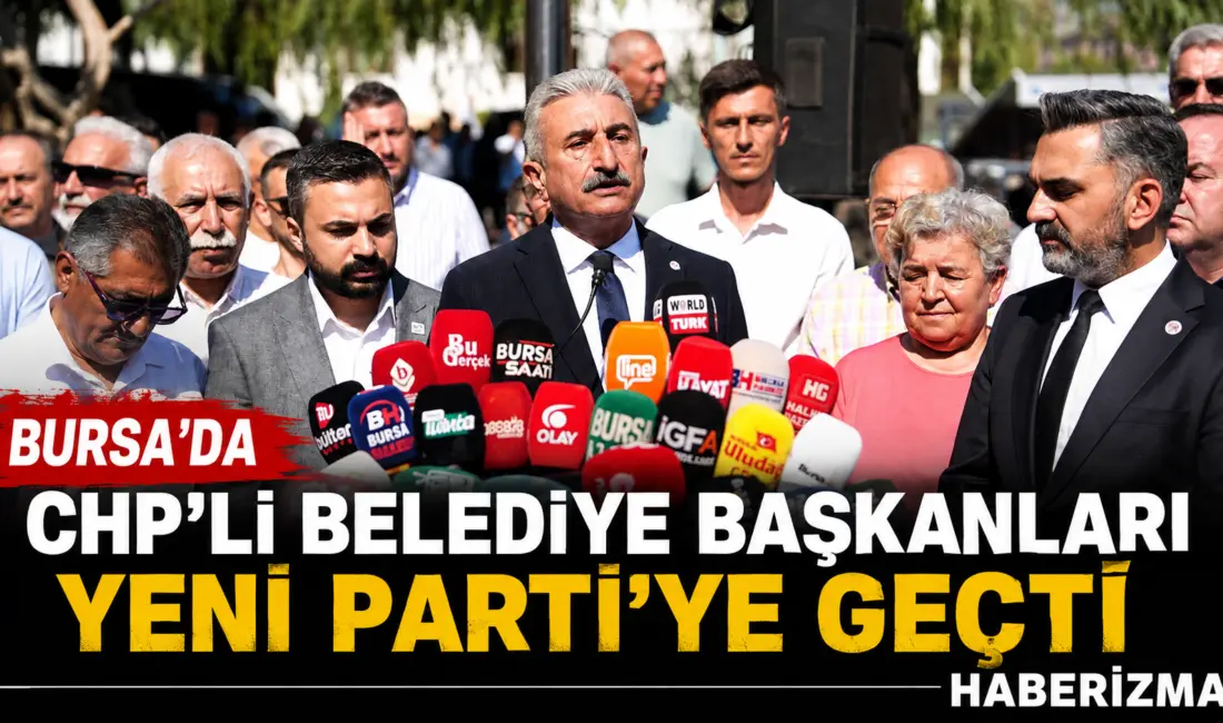 Bursa'da CHP'li altı ilçe belediye başkanı ve meclis üyeleri, Atatürk