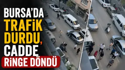Bursa’da cadde üzerinde trafik tartışması sebebiyle birbirine giren iki grup,