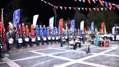 Bursa’nın Yenişehir ilçesinde düzenlenen 11. Uluslararası Altın Biber Festivali coşkulu