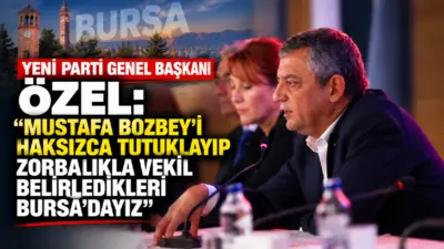 YENİ Parti Genel Başkanı Özgür Özel, Bursa Ulu Camii’nde kıldığı