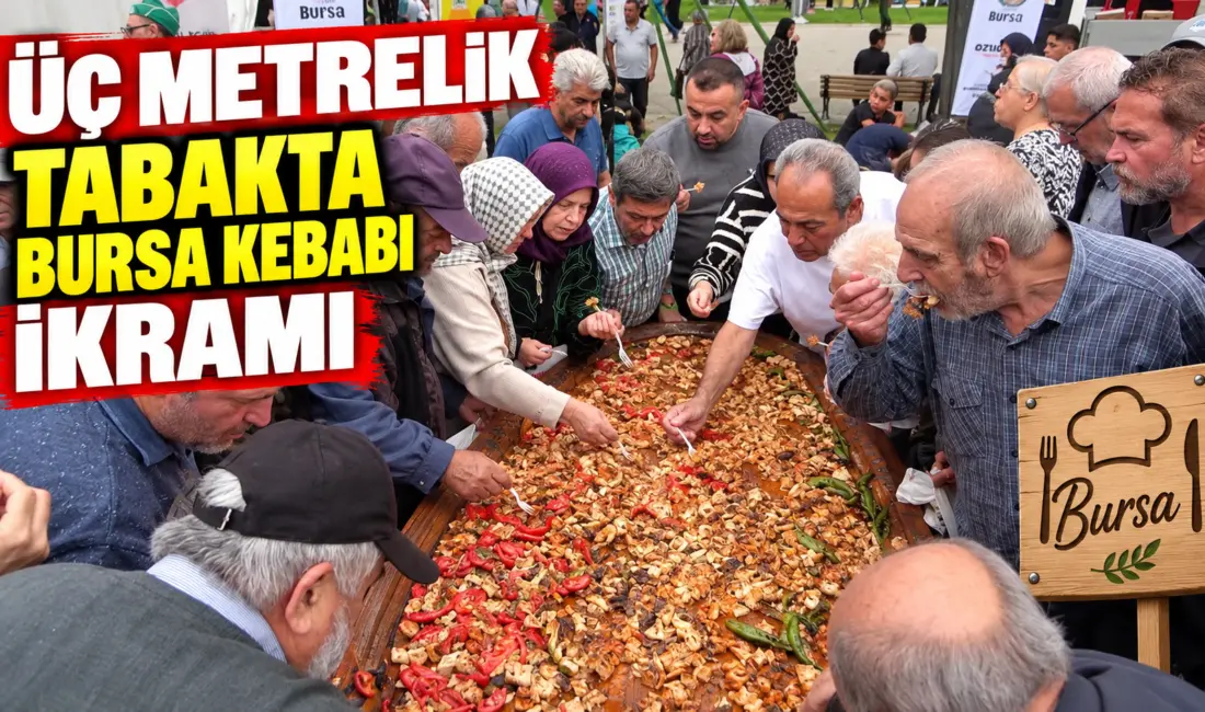 Bursa’da düzenlenen Gastronomi Festivali kapsamında hazırlanan 3 metrelik özel tabakta