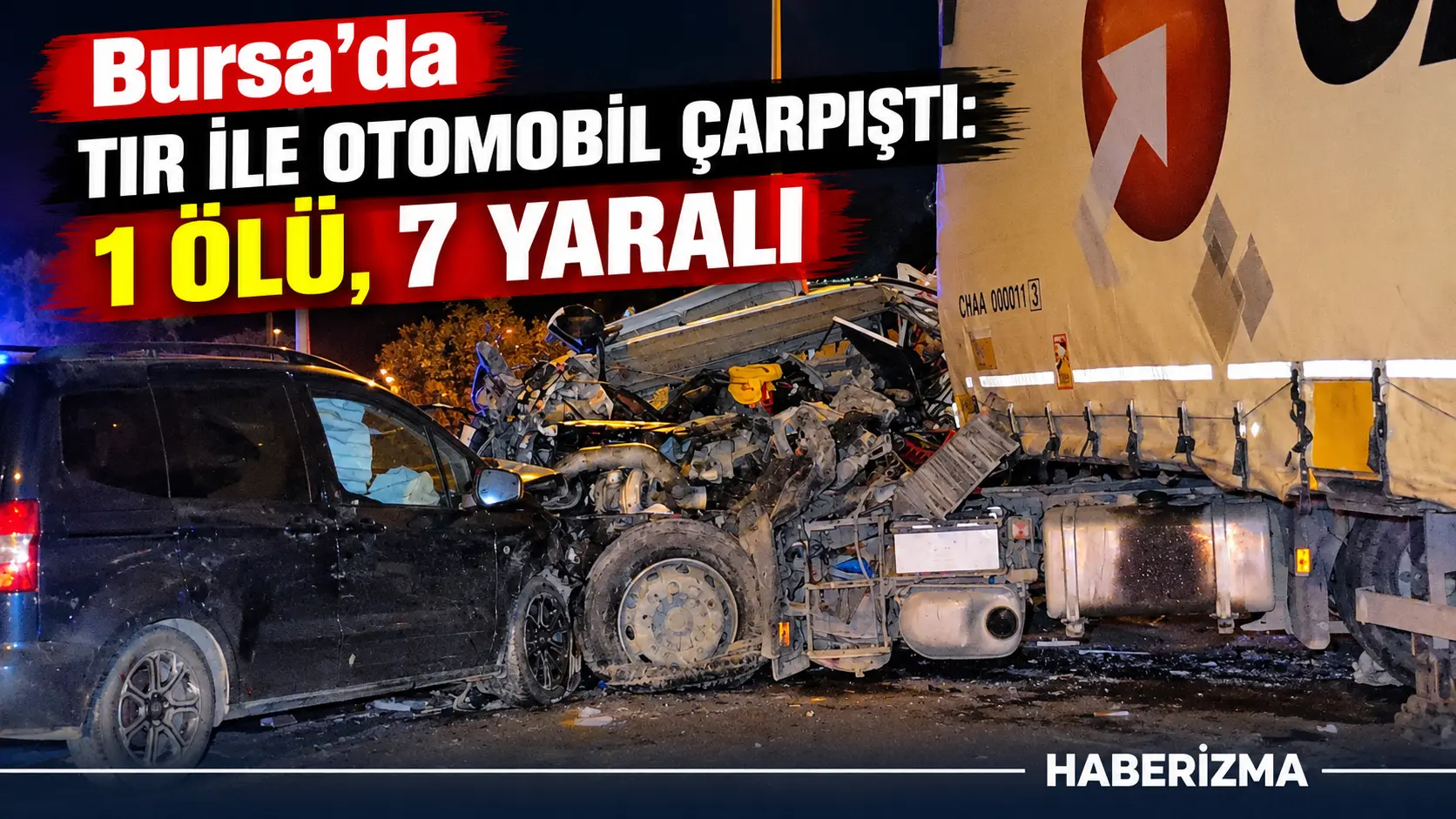 Bursa’nın Orhangazi ilçesinde Gebze-Orhangazi-İzmir Otoyolu üzerinde tır ile otomobilin çarpışması