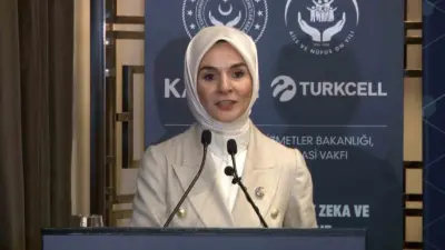 Aile ve Sosyal Hizmetler Bakanı Mahinur Özdemir Göktaş, kadınları dijital