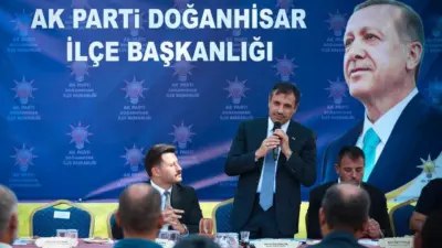 AK Parti Konya İl Başkanı Fatih Özgökçen, vatandaşla doğrudan temasın