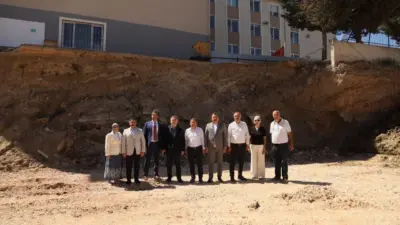 AK Parti Mudanya İlçe Başkanlığı, Mütareke İlkokulunun bahçesindeki istinat duvarının