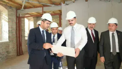 AK Parti Genel Sekreteri ve İzmir Milletvekili Eyyüp Kadir İnan,